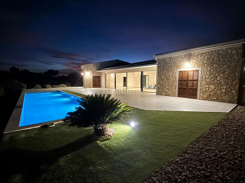 Foto 6a513b1f-3623-41b0-a41f-d9991cb32ea7. Location maison jumelée dans Sineu