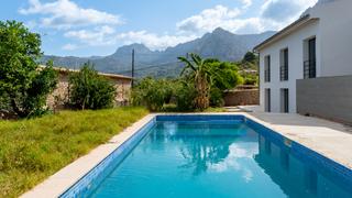 Maison jumelée à Sóller. Moderno chalet en sóller