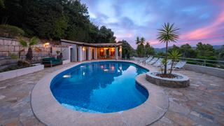 Masia a Esporles. Exclusiva finca en las montañas con vistas panorámicas a palma
