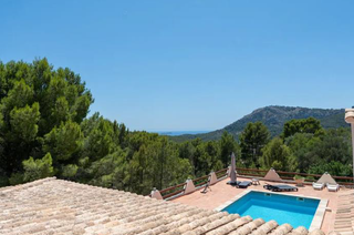 Xalet a Calvià Poble. Villa en venta  es capdellà, mallorca