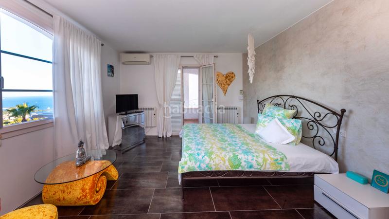 Foto b77eb567-b244-4f99-a4b2-5f734a649d31. Chalet villa con impresionantes vistas panorámicas, piscina privada y apartamento de invitados independiente en costa den blanes en Calvià