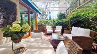 Lloguer Planta baixa a El Terreno. Magnífico y representativo apartamento en paseo marítimo.