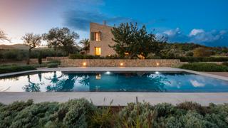 Masia a Selva. Casa unifamiliar de lujo de nueva construcción con piscina y jar