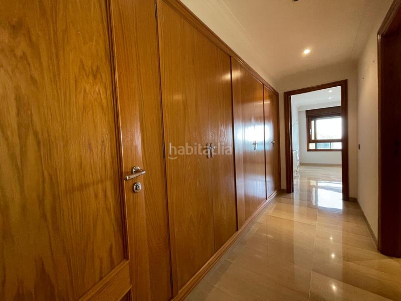 Foto 8f7e005f-b216-4cc6-aa8b-3dd360512b67. Rent apartment with pool in Porto Pi Palma de Mallorca