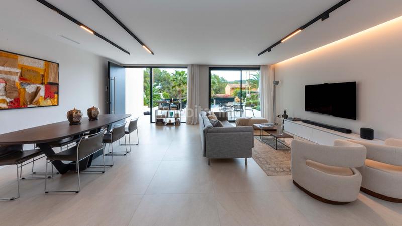 Foto 9c27acf0-5d45-4a73-b04f-1638f4c7f440. Casa aparellada amb piscina a El Toro Calvià