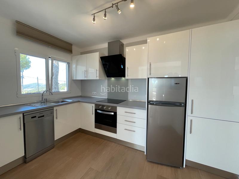 Foto 52937118-6898-4c40-bfcc-9ba0890a9a72. Rent chalet in Costa d´en Blanes Calvià