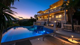 Chalet in Costa d´en Blanes. Villa con fantásticas vistas al mar en costa den blanes