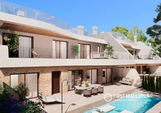Chalet in Peguera. Casas pareadas de nueva construcción con jardín privado y piscin