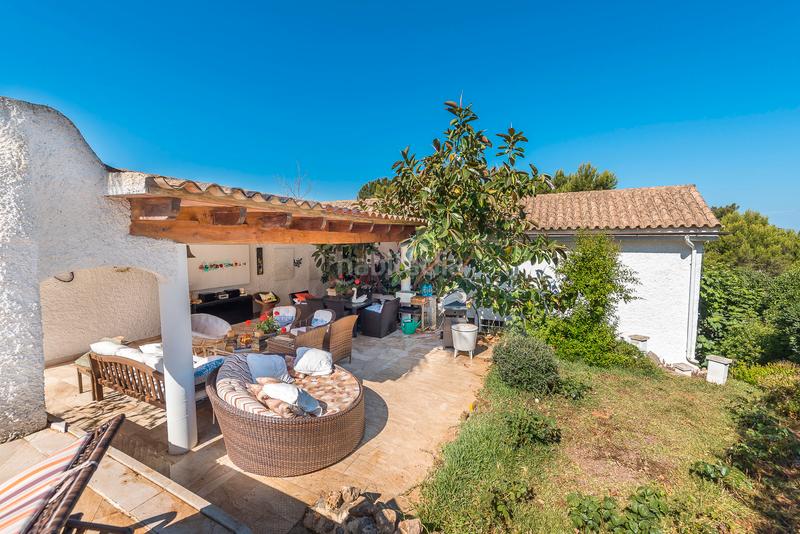 Foto 35bf3d44-deaa-4d96-ba9a-c97627d7236c. Xalet amb piscina a Cala Blava-Bellavista Llucmajor