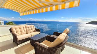 Apartament a Magaluf. Atractivo apartamento en primera línea en torrenova con vistas p