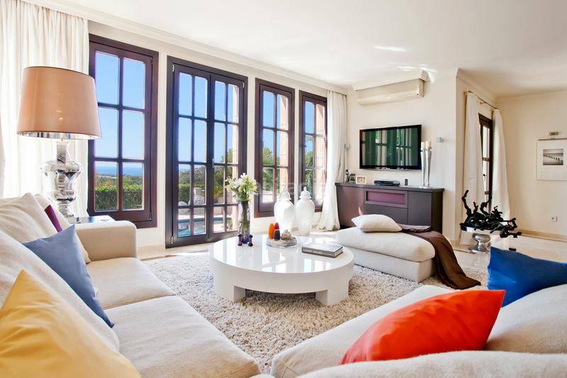 Foto 7c716aa7-9f40-47e9-af29-270ac6b516e6. Xalet amb piscina a Cas Català-Illetes Calvià