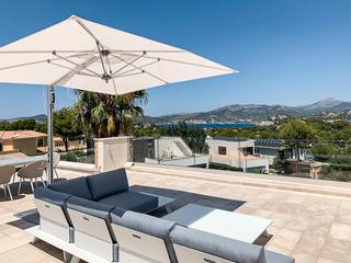 Xalet a Santa Ponça. Lujosa villa de nueva construcción con vistas a la bahía de sant