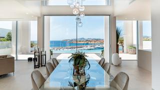 Xalet a El Toro. Villa de diseño contemporáneo con fantásticas vistas al port adr