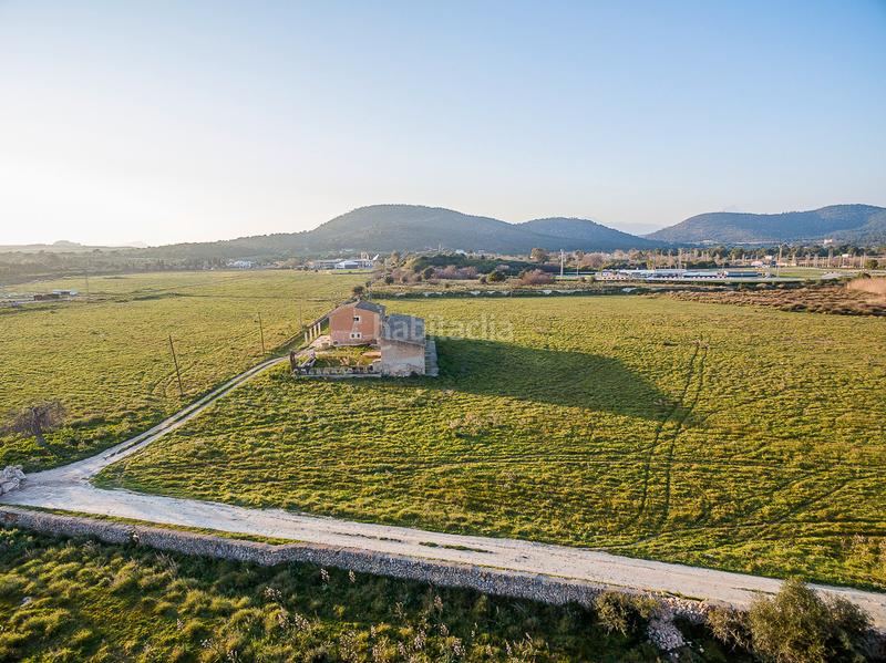 Foto 640a4e9d-1573-4f05-9b6f-9b33b61809c1. Finca rústica terreno rústico en venta 114.000 m en Magaluf clasificación sr4ath con finca existente en Calvià
