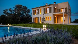 Masia a Es Llombards. Preciosa finca de lujo con un enorme terreno en las afueras del