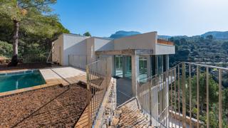 Xalet a Sóller. Villa de nueva construcción con fantásticas vistas al puerto y a