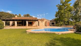 Masía en Pollença Poble. Encantadora finca con piscina y licencia vacacional en pollensa