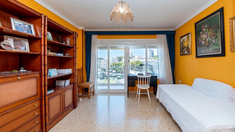 Foto 73c09839-89e7-4e6e-97fa-0e92561e6110. Apartamento amplio apartamento con vistas al mar en Palmanova en Calvià
