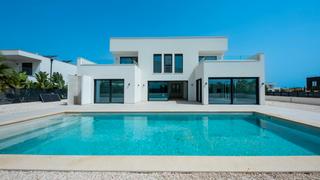 Chalet à Campos. Villa de nueva construcción en sá rápita