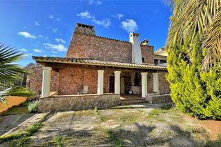 Masia a Andratx. Encantadora finca de piedra natural con mucho terreno