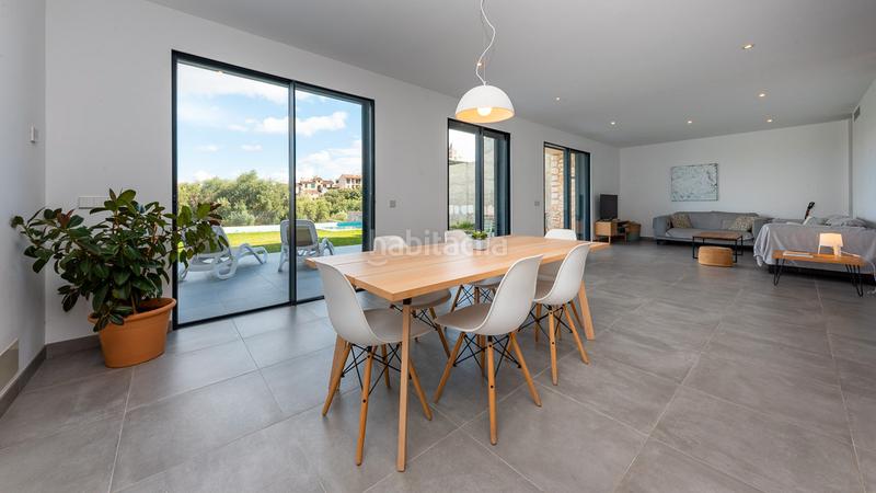 Foto d24db724-fdd1-4300-99e9-003fb2789de5. Casa bifamiliare con piscina in Campanet