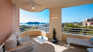 Apartment in Porto Pi. Moderno apartamento con piscina comunitaria en el paseo marítimo