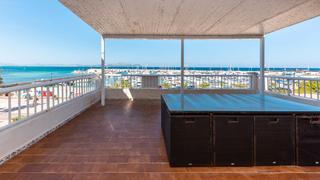 Chalet in Can Picafort. Can picafort duplex en primera línea con vistas al mar