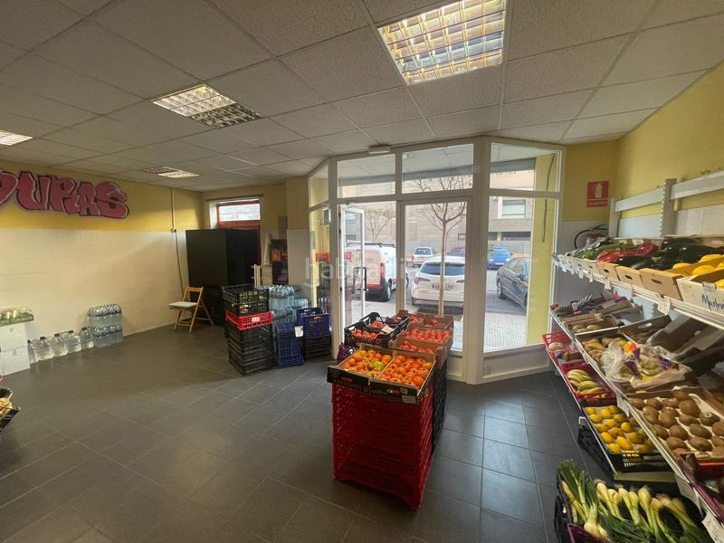 Foto 42a6f7b2-367a-4d44-9463-cac874ba84a8. Local comercial en Plaza Illes Columbretes Castellón de la Plana