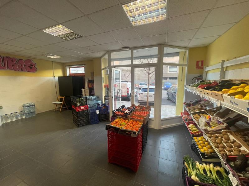 Foto 8db84fe6-8397-4d96-968e-235072d59e81. Local comercial en Plaza Illes Columbretes Castellón de la Plana