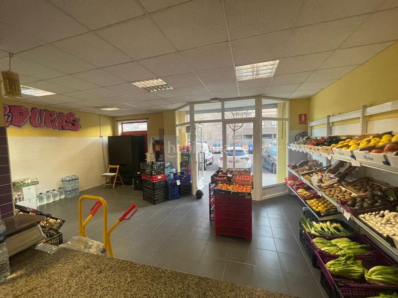 Foto c60dbb34-cd08-4b05-ab9b-8a756fe317ae. Local comercial en Plaza Illes Columbretes Castellón de la Plana