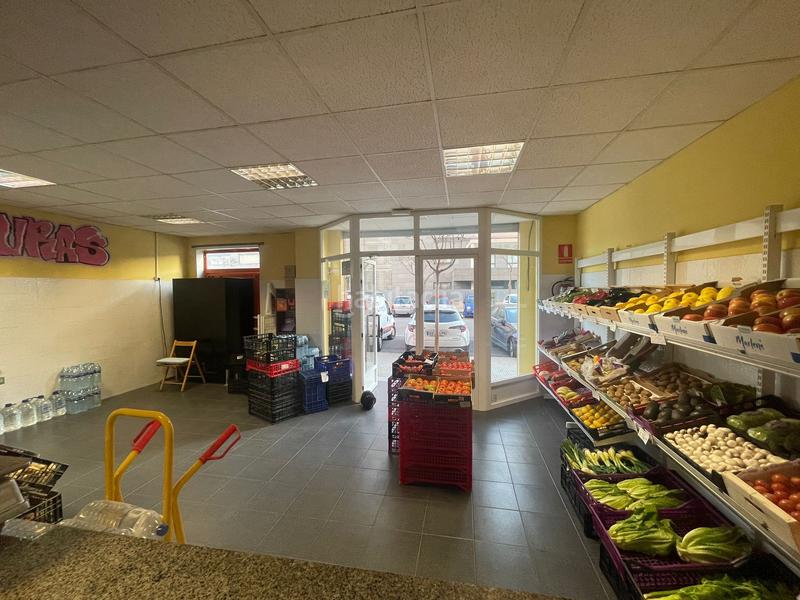 Foto fc8ad38a-db13-41de-8ec5-8c2a9597eef1. Local comercial en Plaza Illes Columbretes Castellón de la Plana