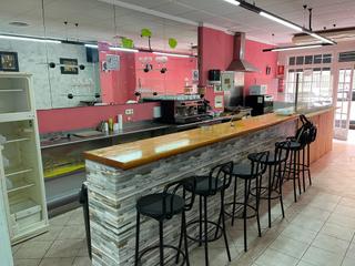 Local Comercial en Carrer de les Useres