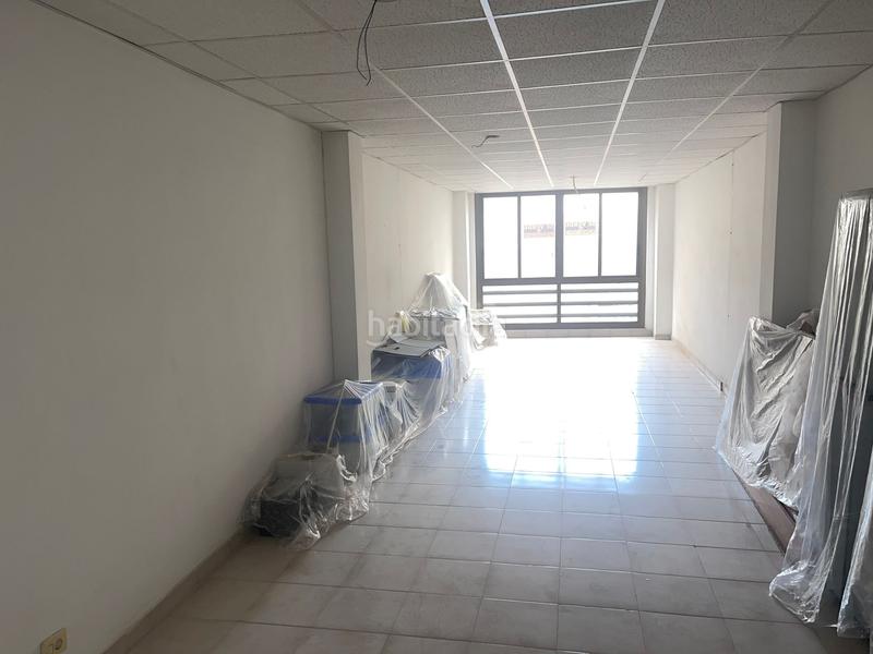 Foto 3983a19d-edec-4288-ad74-28e8c20dae08. Office space in Plaza Illes Columbretes Castellón de la Plana