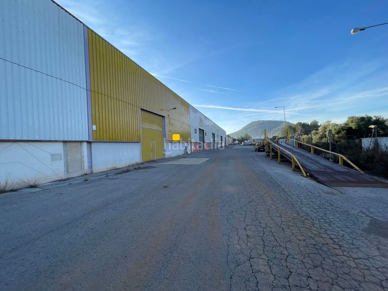 Foto 4b589cbc-181c-4eaf-99a1-263c0149c21d. Nau industrial a Pobla Tornesa (la)