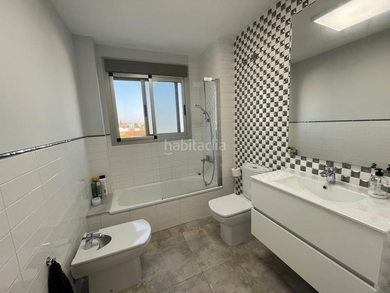 Foto 039d580a-d295-442c-a86e-3528fecfb2fe. Chalet avec cheminée parking piscine dans Playa Burriana