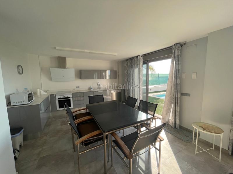 Foto 10de88c4-1b66-44aa-ab49-4e7be0b1add2. Chalet avec cheminée parking piscine dans Playa Burriana