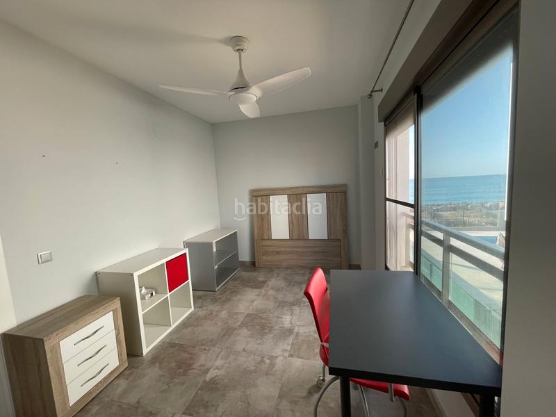 Foto 127328ec-0a11-407b-b7d4-724fe88bd105. Chalet avec cheminée parking piscine dans Playa Burriana