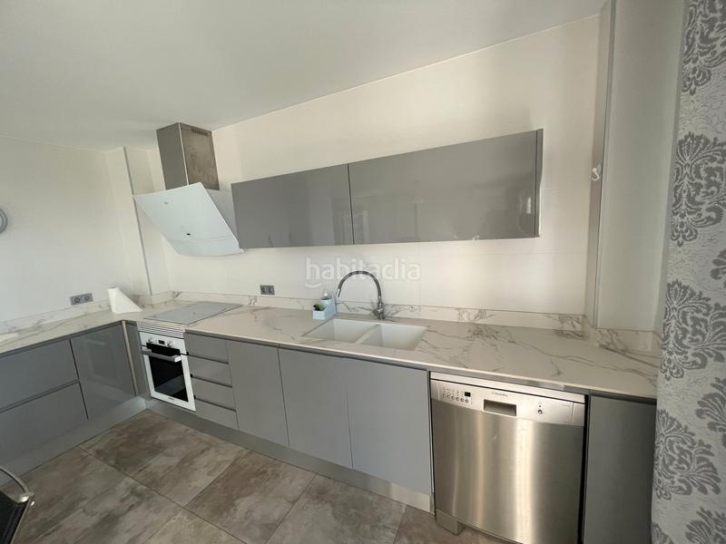 Foto 1fdad101-f097-4efb-a9b9-bbc731bc9262. Chalet avec cheminée parking piscine dans Playa Burriana