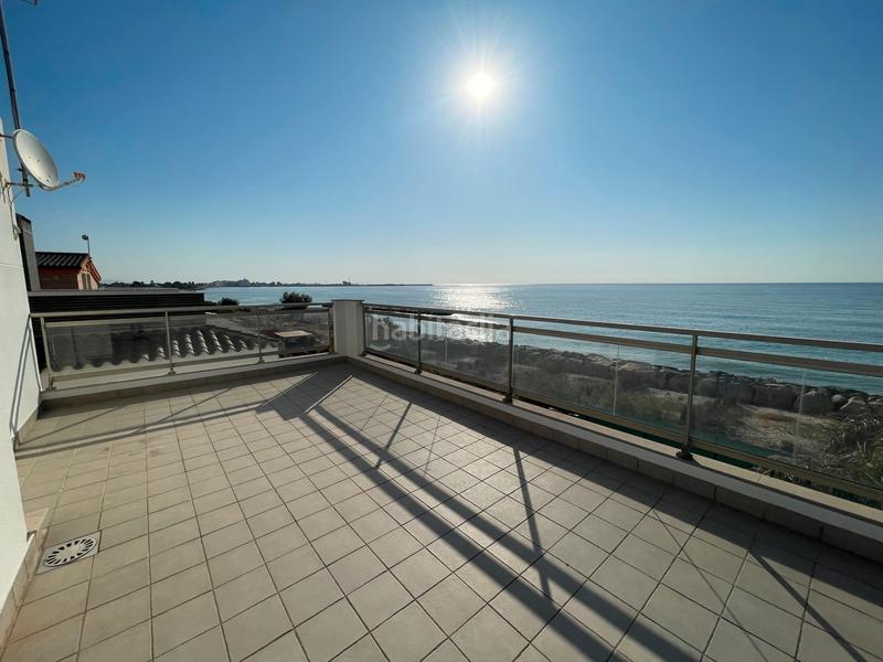 Foto 34b283e9-c05c-45d6-bbb2-183a7afc4eae. Chalet avec cheminée parking piscine dans Playa Burriana