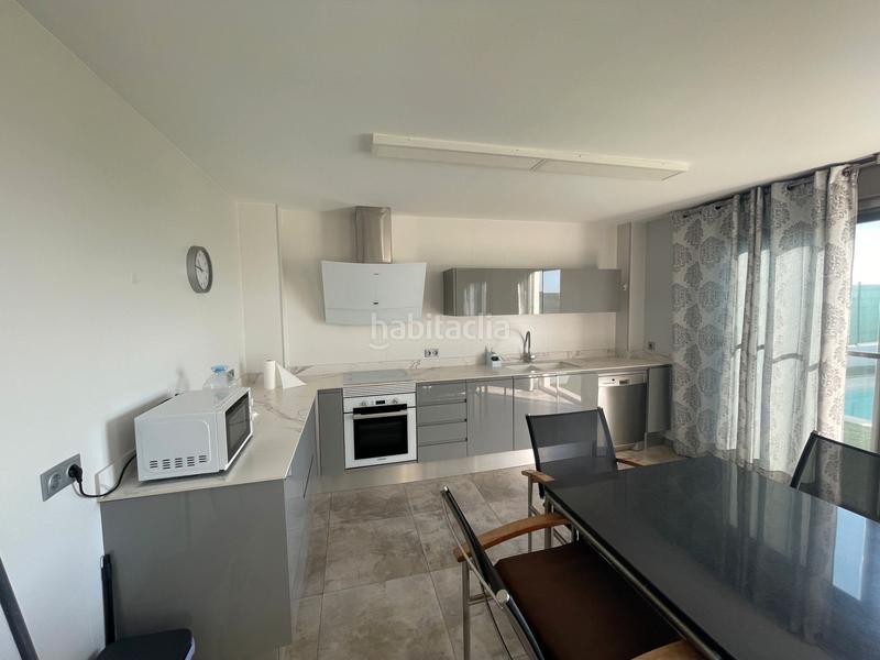 Foto 42a2ebbf-d919-4185-9ef2-fc78618b27a3. Chalet avec cheminée parking piscine dans Playa Burriana