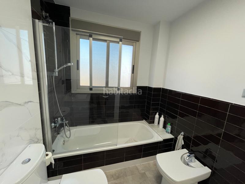 Foto 88a55e67-f7ba-4194-8b2c-06606c5ea2eb. Chalet avec cheminée parking piscine dans Playa Burriana