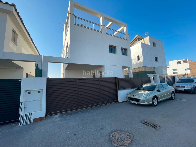 Foto 93f729bf-c244-4d42-b99f-ed0da2d24f59. Chalet avec cheminée parking piscine dans Playa Burriana