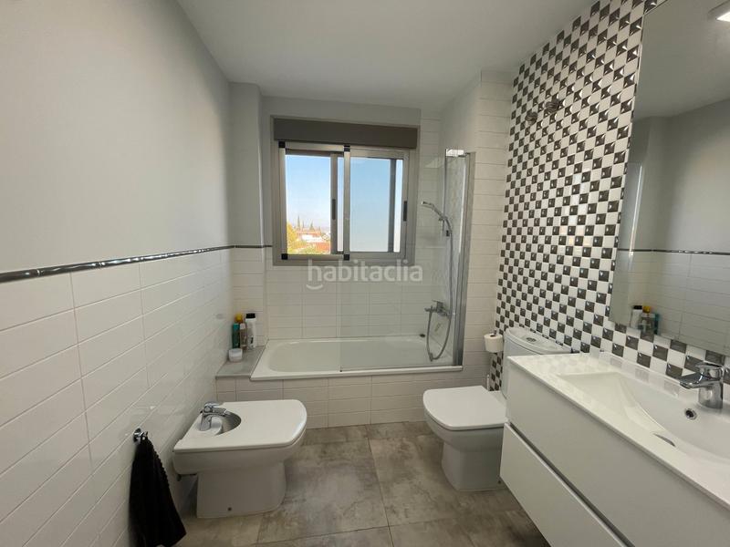 Foto 94fd1792-7a53-4f62-abf1-26f7c8d2553e. Chalet avec cheminée parking piscine dans Playa Burriana