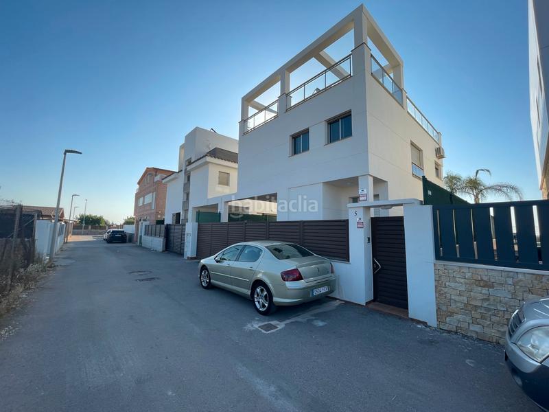 Foto d07248bd-ce9b-43e1-aa06-c2d00d7019a6. Chalet avec cheminée parking piscine dans Playa Burriana