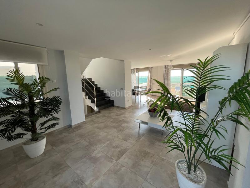 Foto df697941-20c7-4349-a095-57178767e497. Chalet avec cheminée parking piscine dans Playa Burriana