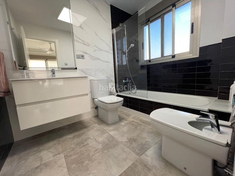 Foto ffe21b2d-6637-459d-a599-0570200eb690. Chalet avec cheminée parking piscine dans Playa Burriana