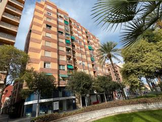Etagenwohnung  Plaça cardona vives