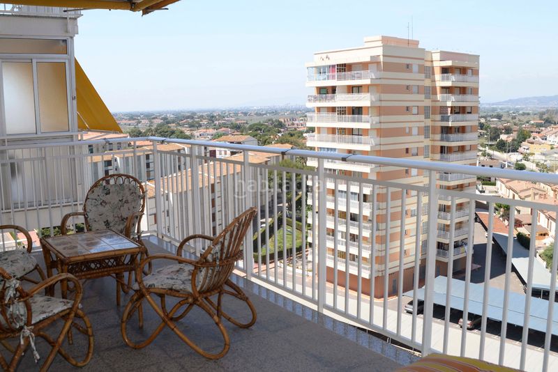 Foto 32870797-e05e-4635-9cab-87b5b42cb933. Apartament amb piscina a Heliópolis Benicasim / Benicàssim
