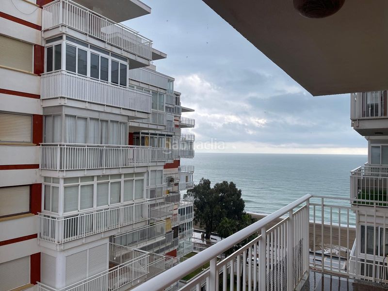 Foto b3560553-1709-481a-98bf-7db57a1ec4c9. Apartament amb piscina a Heliópolis Benicasim / Benicàssim