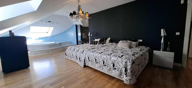 Foto c74013f8-476a-49b8-b3cf-0d253ebf404d. Casa amb piscina a Sancibrián Santa Cruz de Bezana